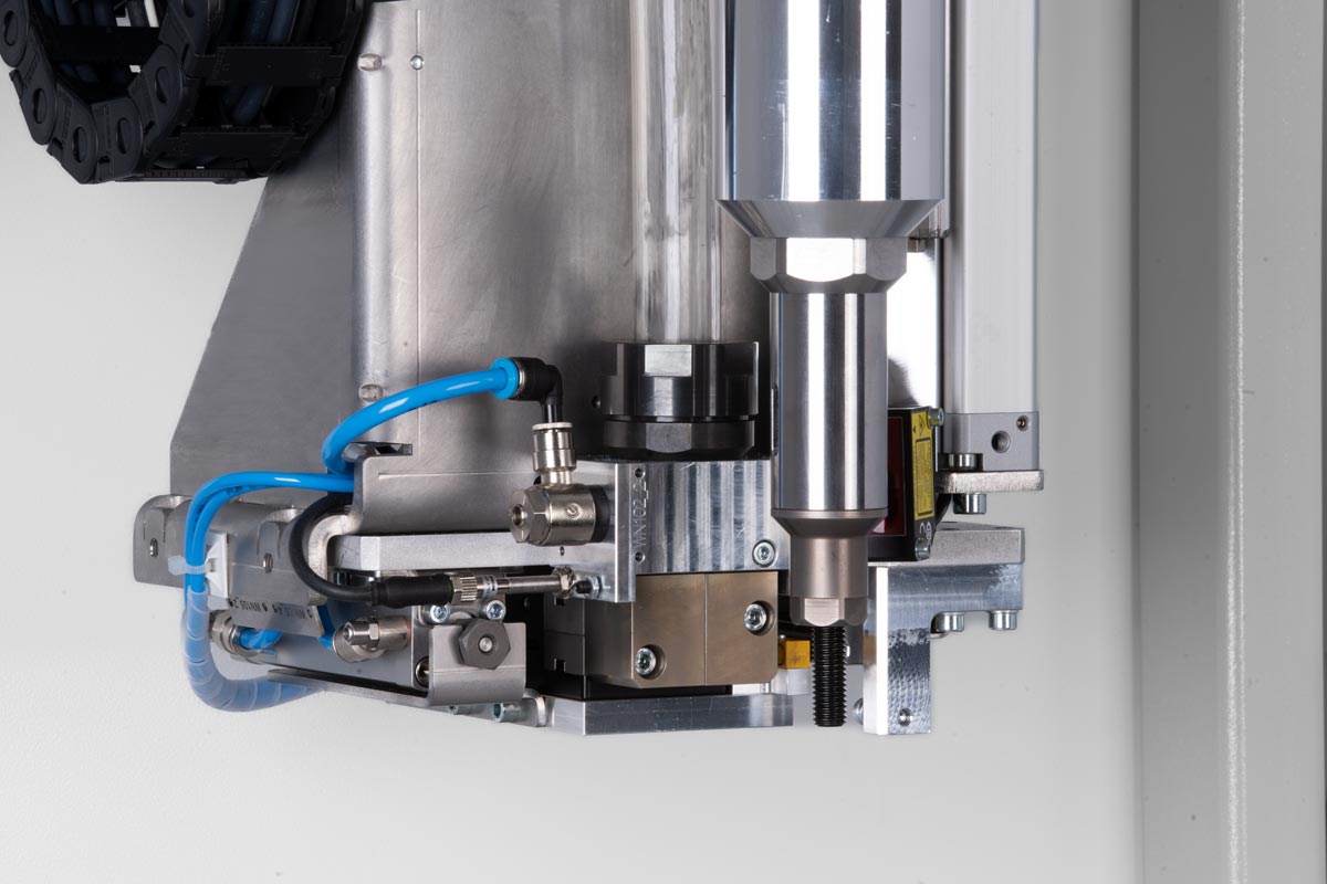 Blindnietmutter automatisch Setzen - Zugdorn SBM25 WEBER